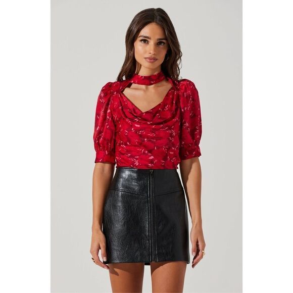 ASTR the Label FLORAL MOCK NECK COWL DRAPE TOP in Red Floral, XS - Picture 1 of 4